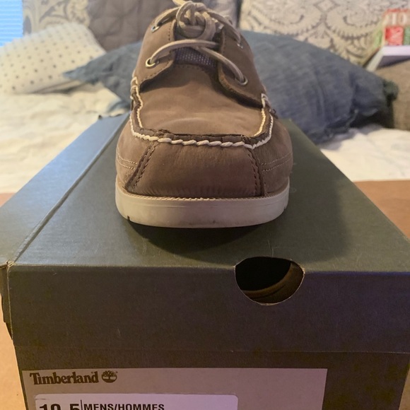 Men’s Timberland boat shoes. MSRP 99.99 - Picture 2 of 8